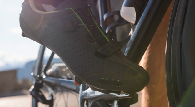 How to Unclip Cycling Shoes 3